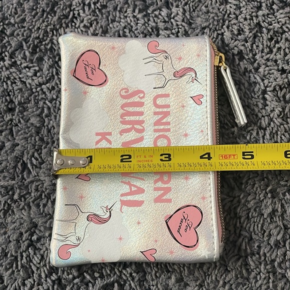 NWOT “unicorn survival kit” pouch - Picture 3 of 3